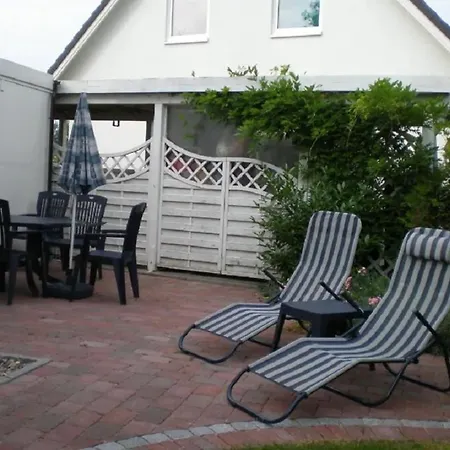 Strandperle * أوستسيباد نينهاجن